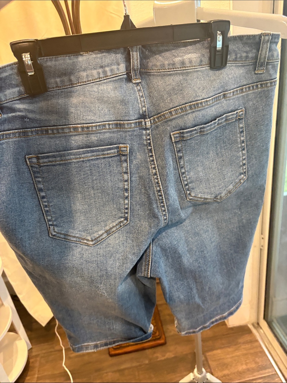 Lane Bryant Light Blue Denim Bermuda Jeans - Picture 3 of 3